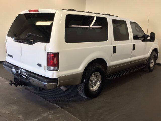 2003 Ford Excursion XLT