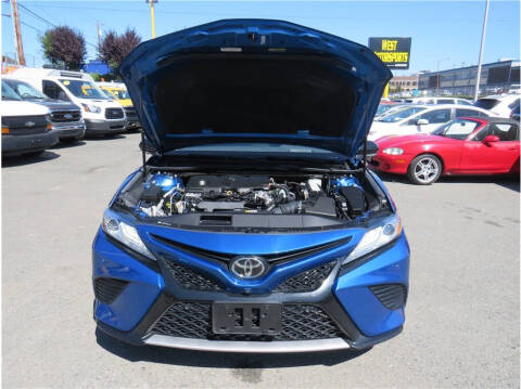 2020 Toyota Camry XSE