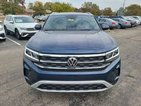 2022 Volkswagen Atlas Cross Sport SE 4Motion