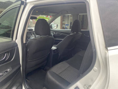 2017 Nissan Rogue SV