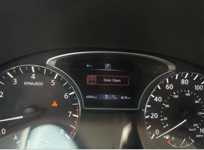 2018 Nissan Pathfinder SV