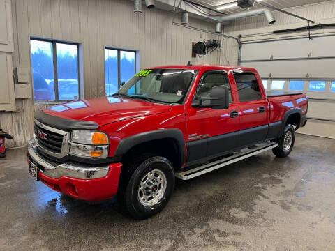 2007 GMC Sierra 2500HD Classic for sale at Sand's Auto Sales in Cambridge MN