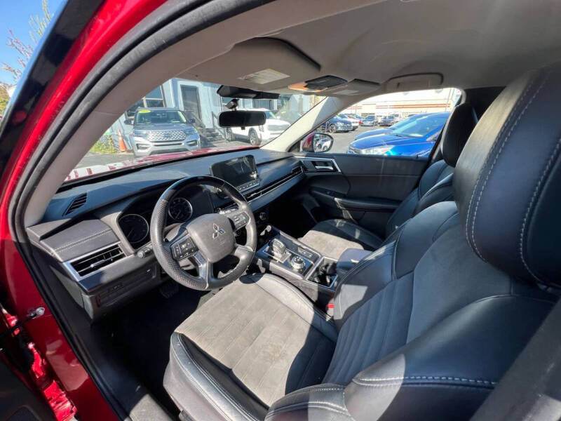 2023 Mitsubishi Outlander