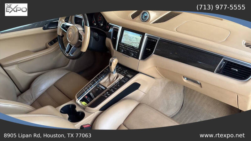 2015 Porsche Macan Turbo