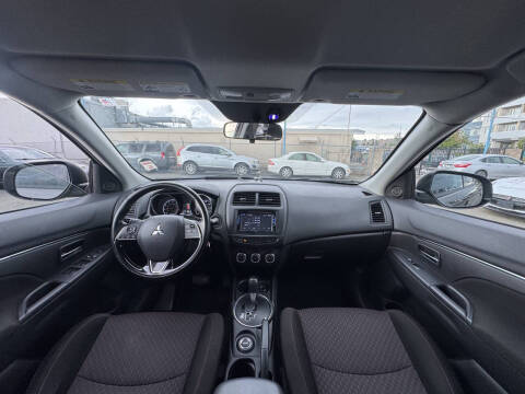 2017 Mitsubishi Outlander Sport LE