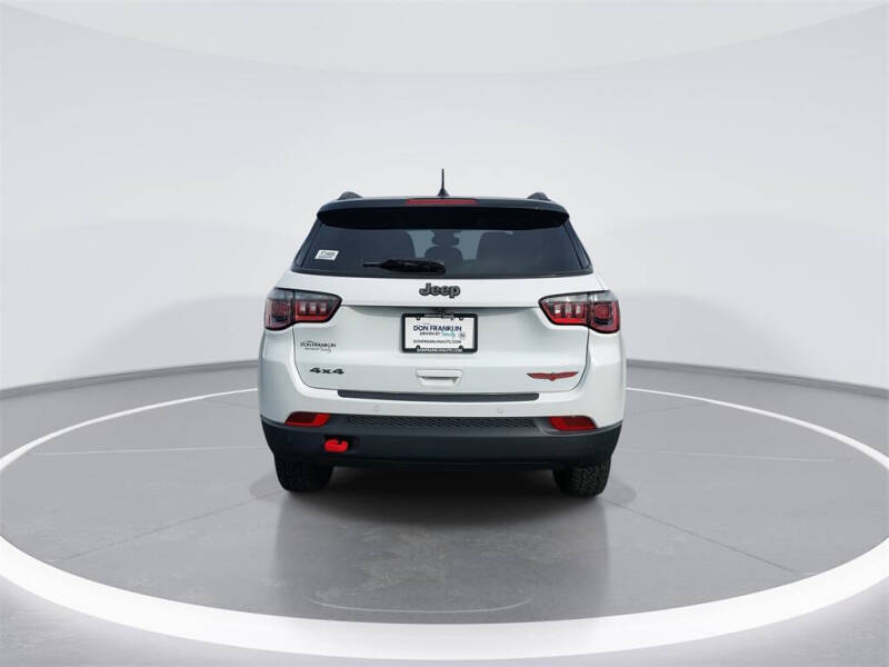 2024 Jeep Compass Trailhawk