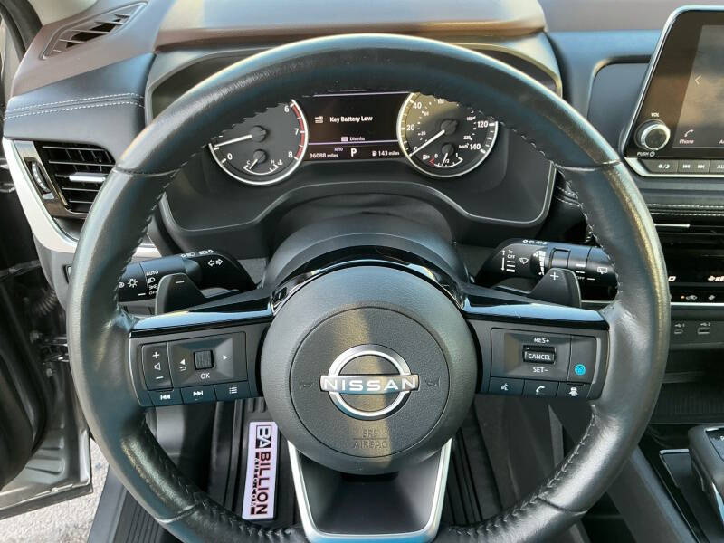 2022 Nissan Rogue SV