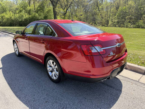2011 Ford Taurus SEL