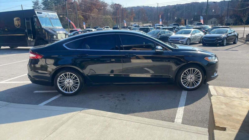 2014 Ford Fusion SE