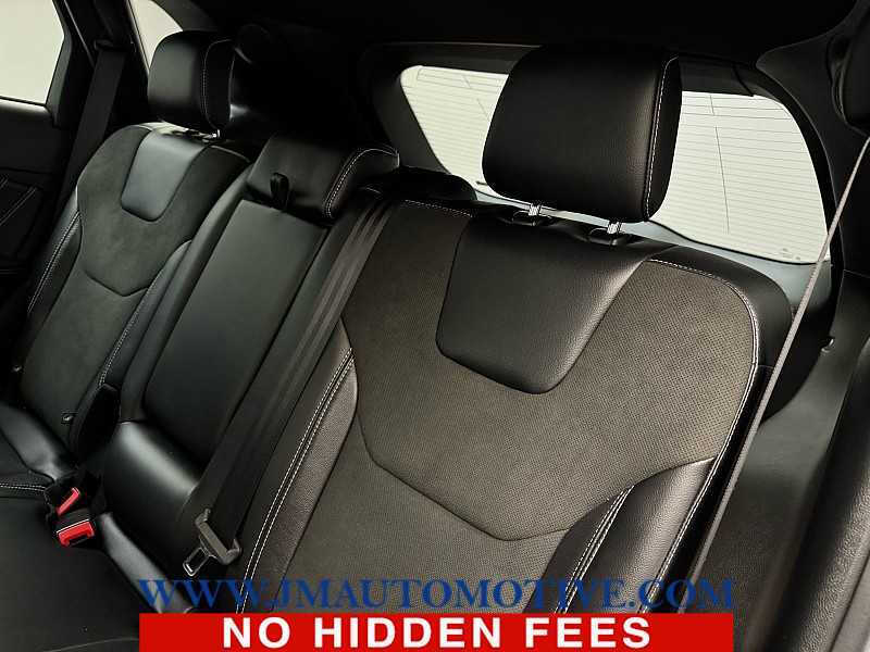 2022 Ford Edge ST
