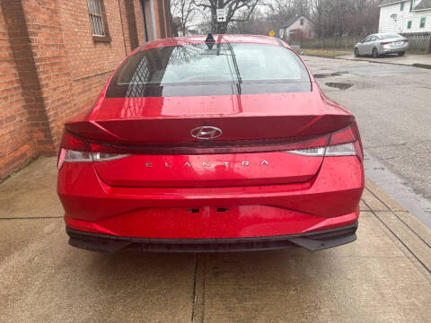 2021 Hyundai Elantra SE