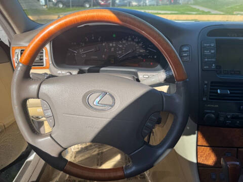 2004 Lexus LS 430