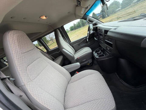 2018 Chevrolet Express LT 3500