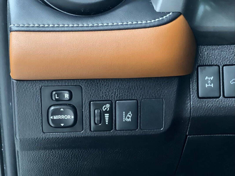 2018 Toyota RAV4 SE