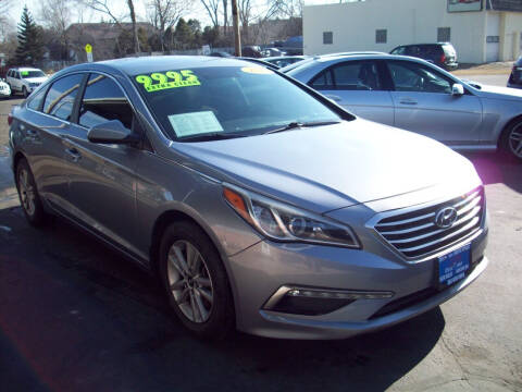 2015 Hyundai Sonata for sale at DISCOVER AUTO SALES in Racine WI