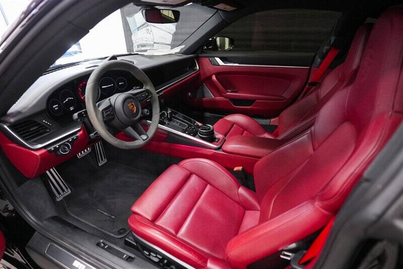 2022 Porsche 911 Carrera S