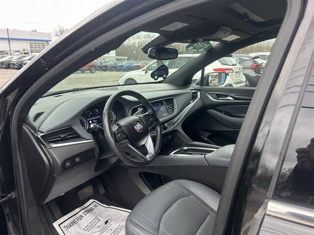 2023 Buick Enclave Essence