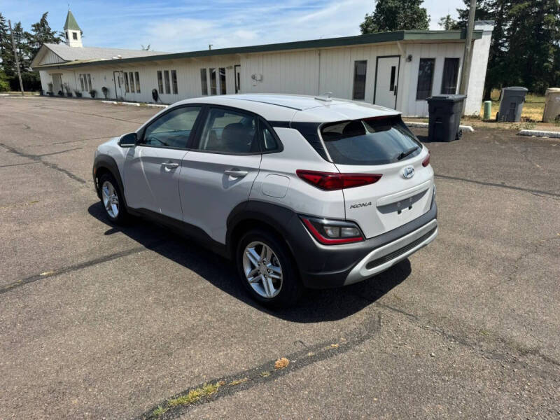 2023 Hyundai Kona SE