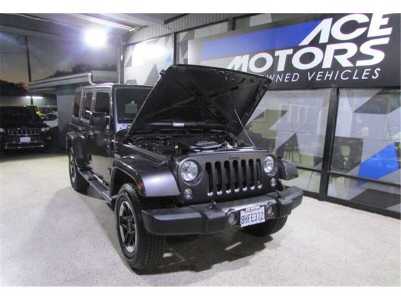 2017 Jeep Wrangler Unlimited Freedom