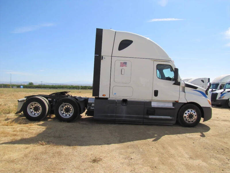 2021 Freightliner Cascadia