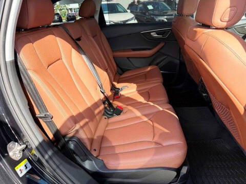 2021 Audi Q7 quattro Premium Plus 55 TFSI