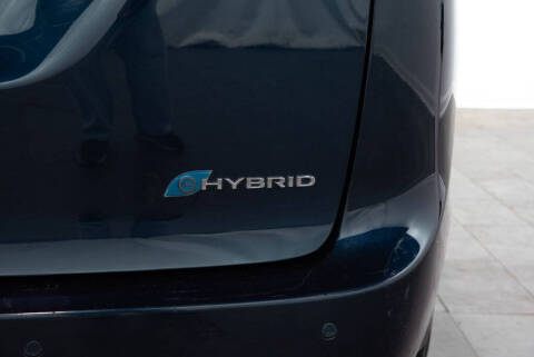 2024 Chrysler Pacifica Plug-In Hybrid Select