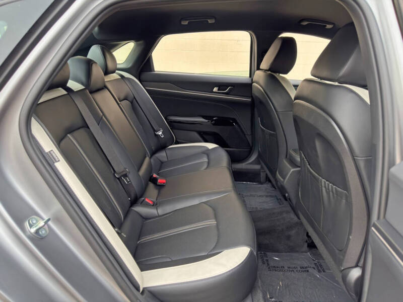 2026 Kia K5
