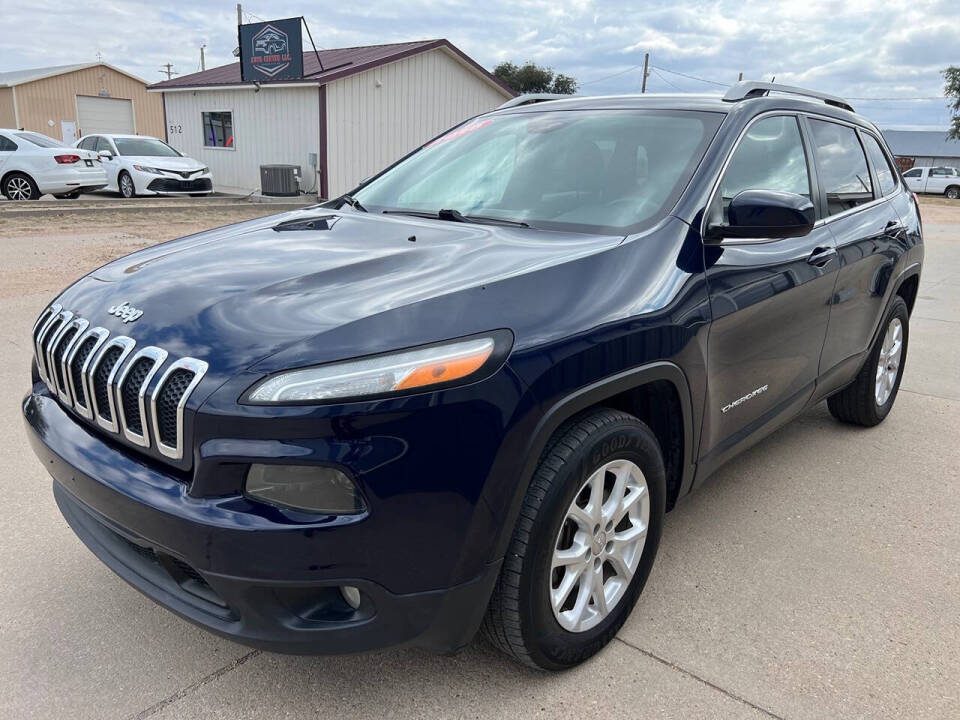 2015 Jeep Cherokee for sale at AUTO CENTER LLC in Garden City, KS