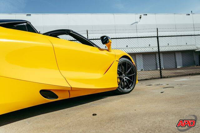 2020 McLaren 720S Spider Performance