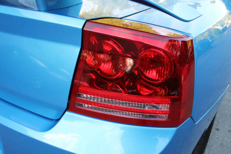 2008 Dodge Charger SRT-8