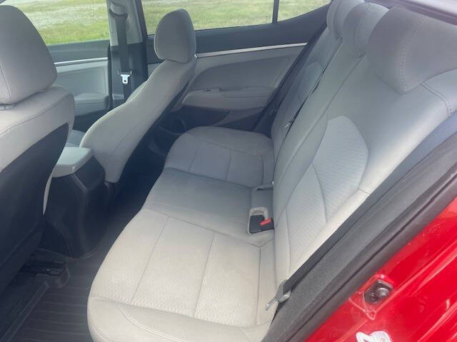 2019 Hyundai Elantra SE