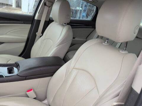 2019 Buick LaCrosse Premium