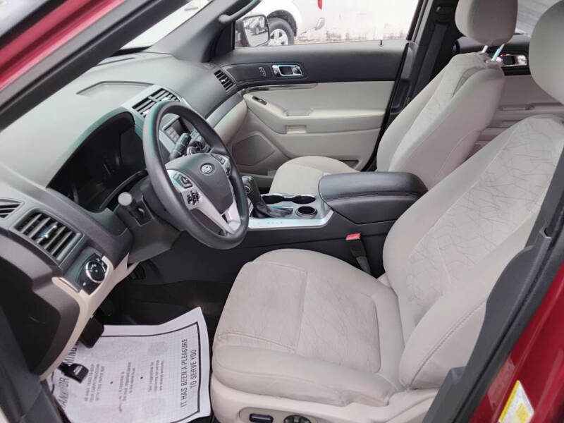 2015 Ford Explorer
