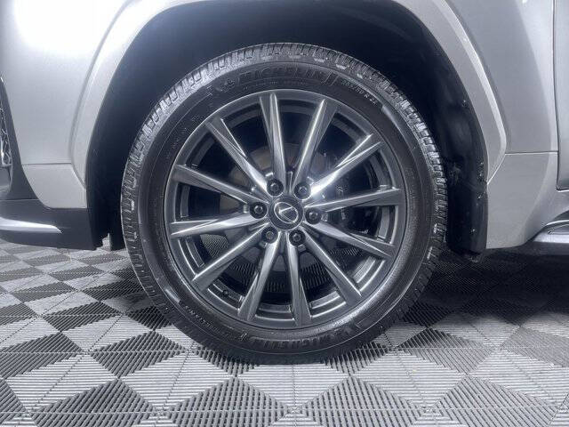 2024 Lexus LX 600 F SPORT Handling