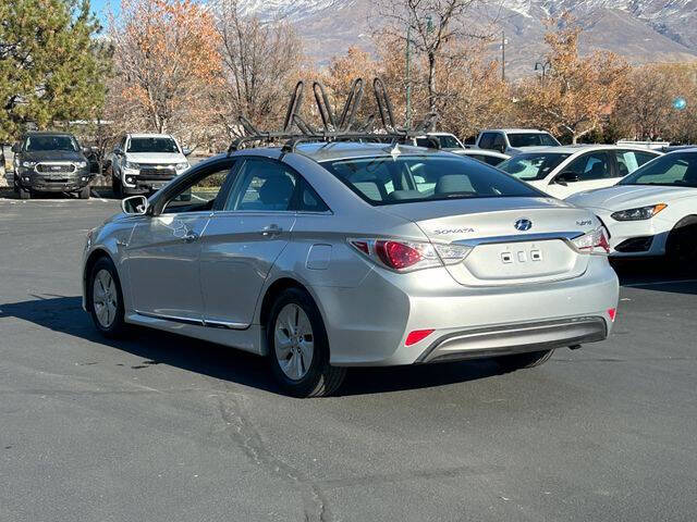 2013 Hyundai Sonata Hybrid