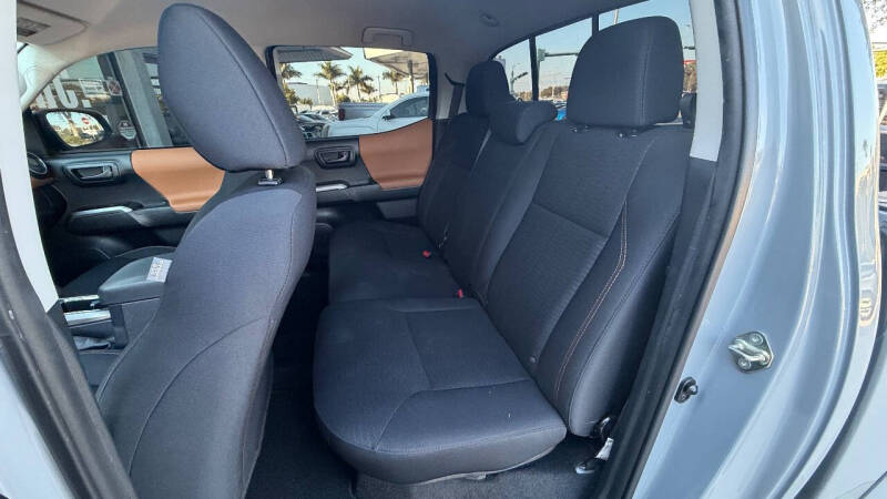 2019 Toyota Tacoma SR5 V6