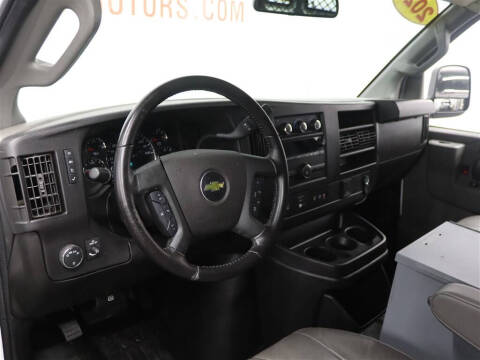2022 Chevrolet Express 2500