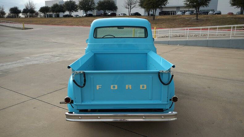 1953 Ford F-100
