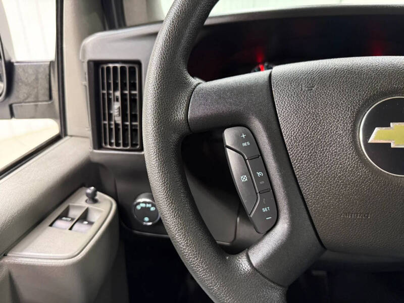 2018 Chevrolet Express LS 2500
