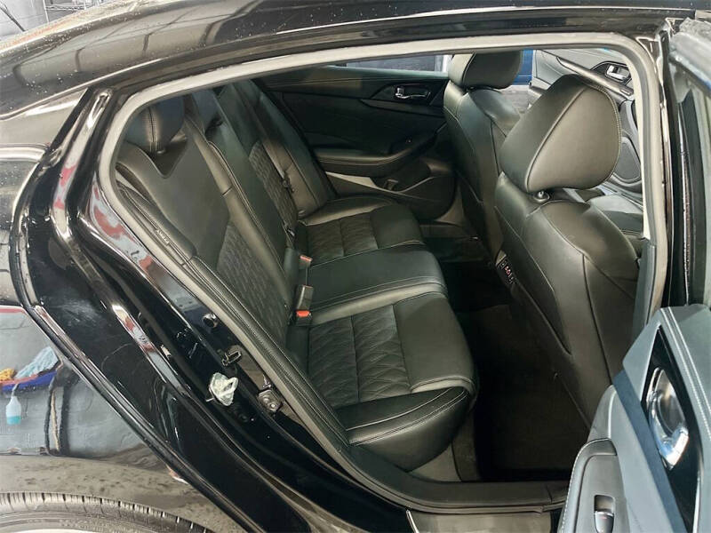 2023 Nissan Maxima 3.5 Platinum