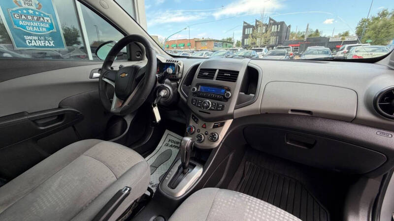 2012 Chevrolet Sonic LS
