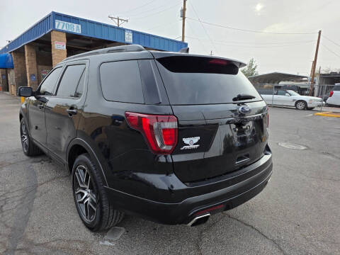 2017 Ford Explorer Sport
