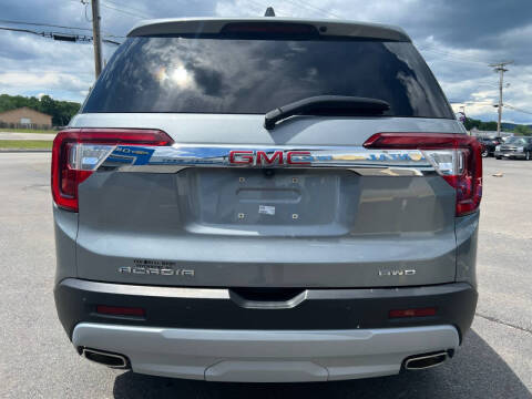 2023 GMC Acadia SLT