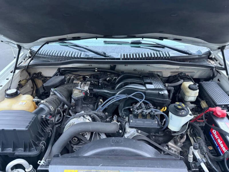 2005 Ford Explorer XLT