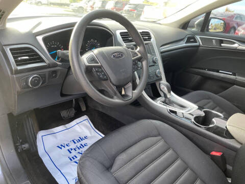 2014 Ford Fusion SE