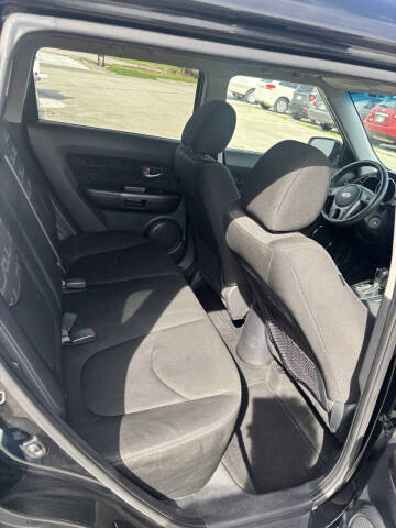 2012 Kia Soul +
