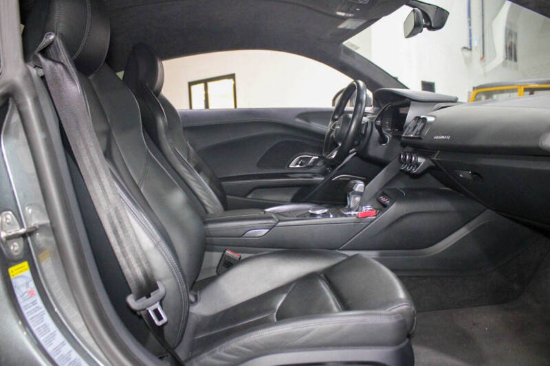 2017 Audi R8 5.2 quattro V10