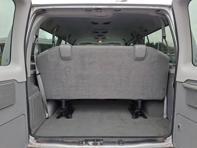 2008 Ford E-Series E-350 SD XLT