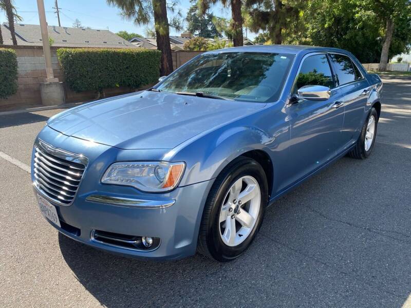2011 Chrysler 300 for sale at Gold Rush Auto Wholesale in Sanger CA