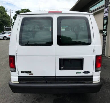 2014 Ford E-Series E-150